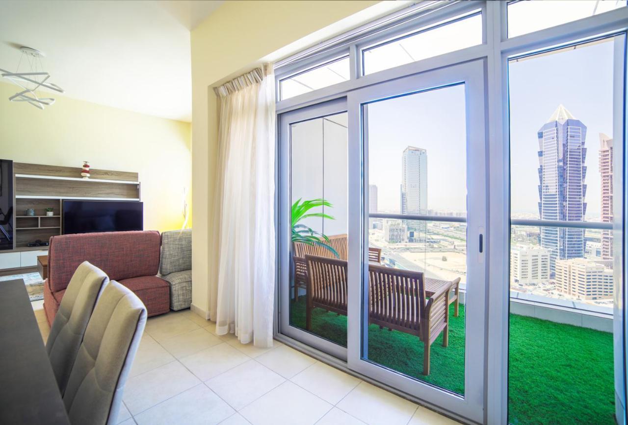 Scenic 2 Bedroom Apartment - Downtown Business Bay 迪拜 外观 照片