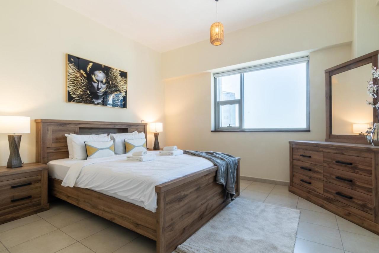 Scenic 2 Bedroom Apartment - Downtown Business Bay 迪拜 外观 照片
