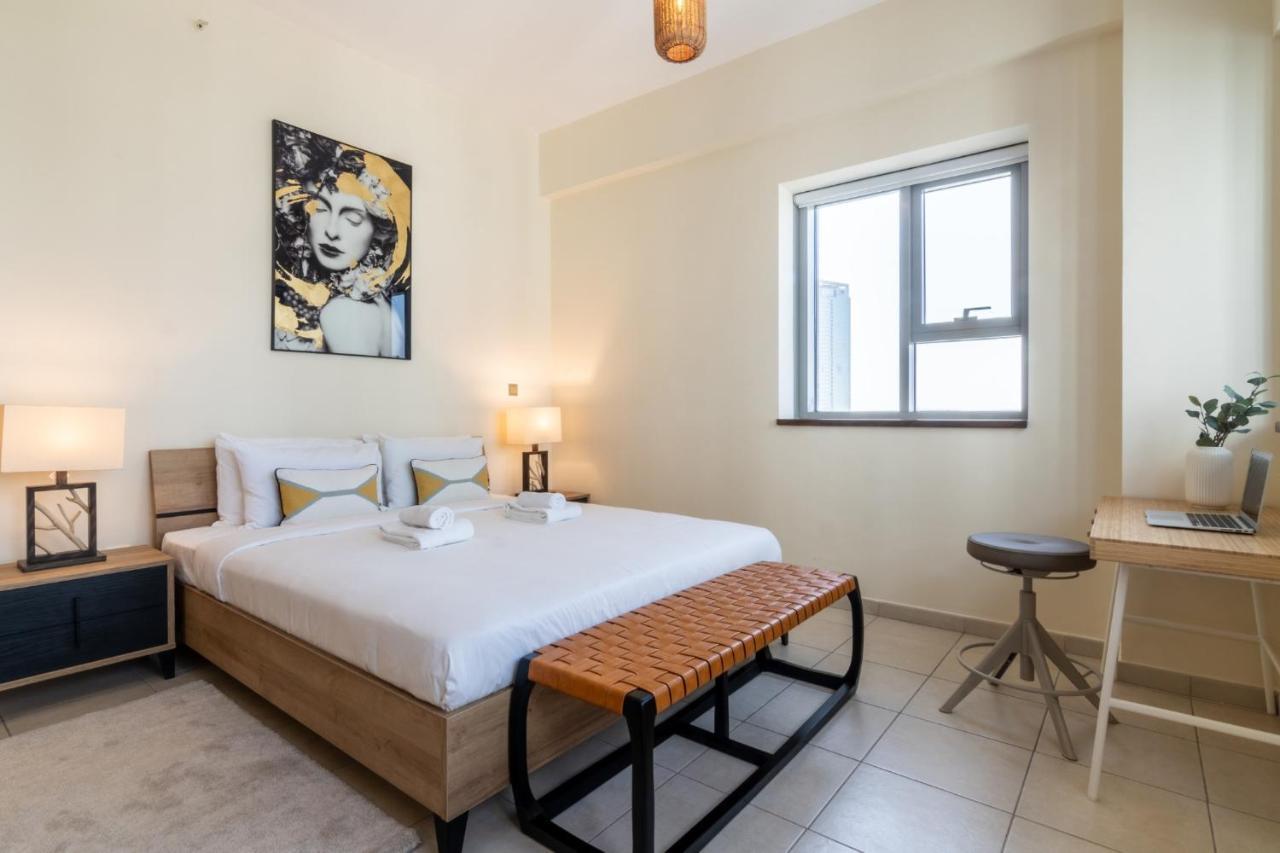Scenic 2 Bedroom Apartment - Downtown Business Bay 迪拜 外观 照片